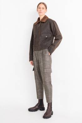 Cargo broek heren C&A: stoer, comfortabel en veelzijdig post thumbnail image